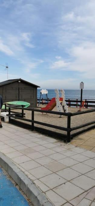 Estudio Reformado Primera Linea Playa Sitio de Calahonda Екстериор снимка