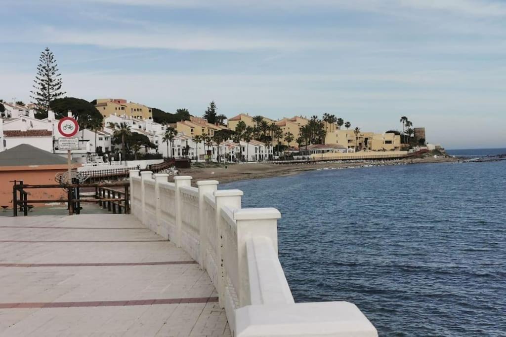 Estudio Reformado Primera Linea Playa Sitio de Calahonda Екстериор снимка